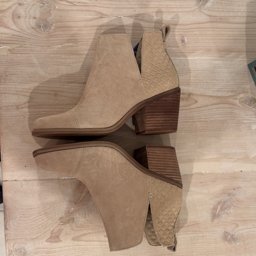 Toms Everly Women's Cream Ankle Booties - Picture 5 of 6